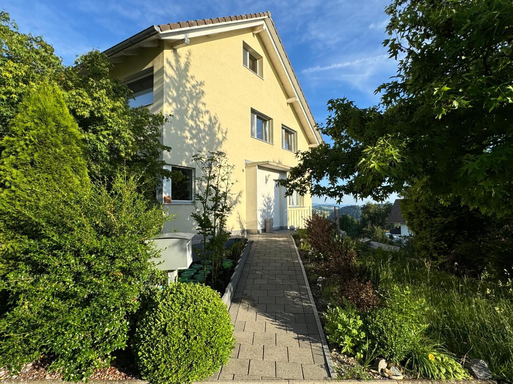 Villa Modern Ufhusen Exterior photo